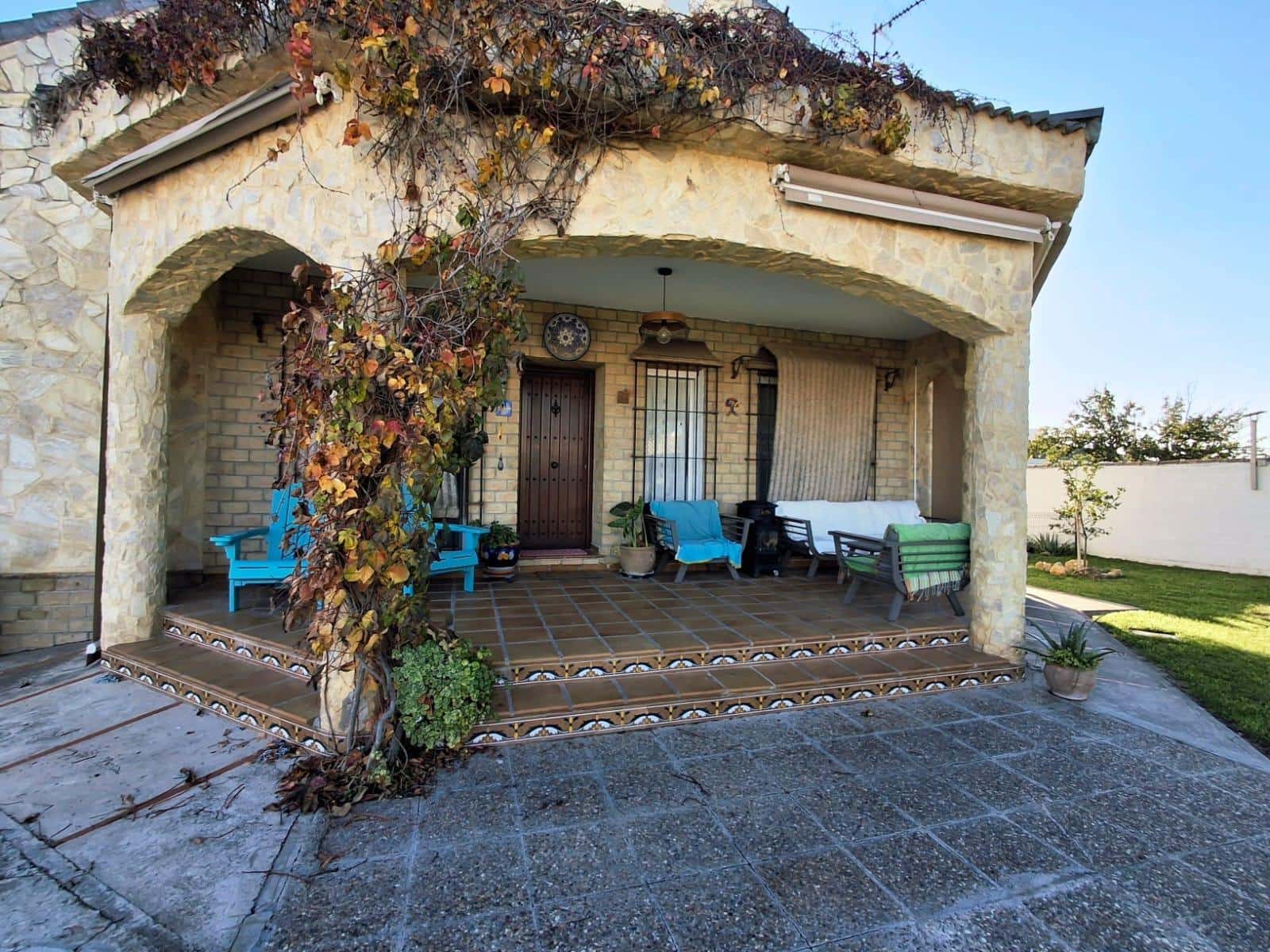 3 quarto Moradia para venda em Chiclana de la Frontera com piscina garagem - 432 990 € (Ref: 9440208)