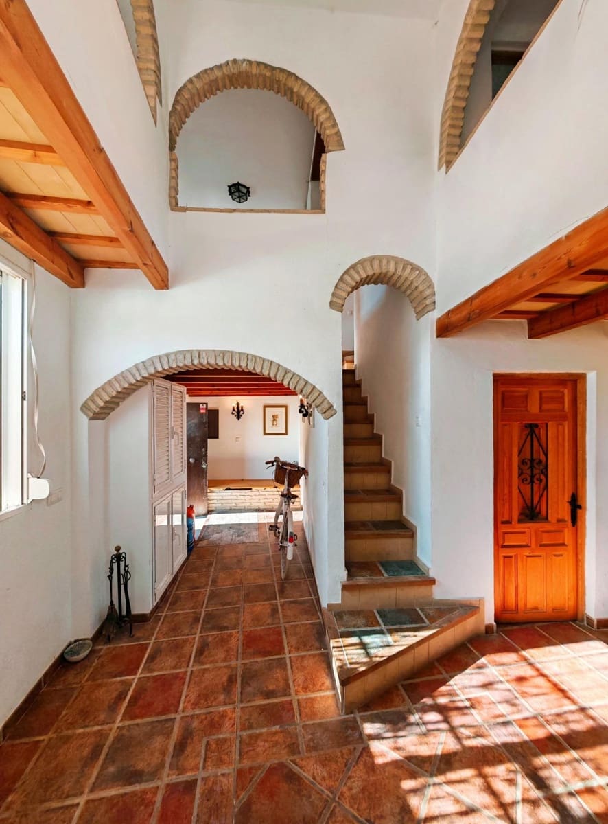 4 soverom Finca/Herregård til salgs i Los Canos de Meca - € 450 000 (Ref: 9446700)