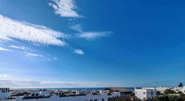 3 chambre Maison de Ville à vendre à Conil de la Frontera - 279 000 € (Ref: 9452279)