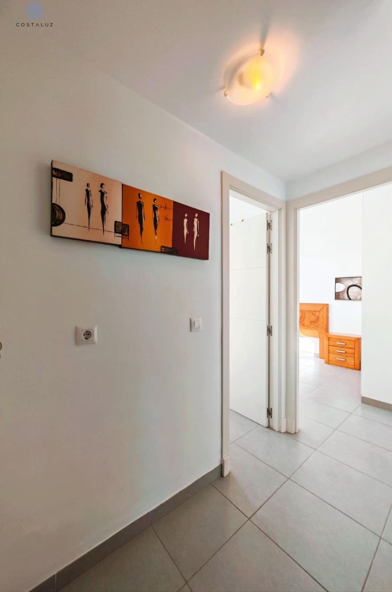 2 makuuhuone Huoneisto myytävänä paikassa Conil de la Frontera mukana uima-altaan 
autotalli - 295 000 € (Ref: 9504459)