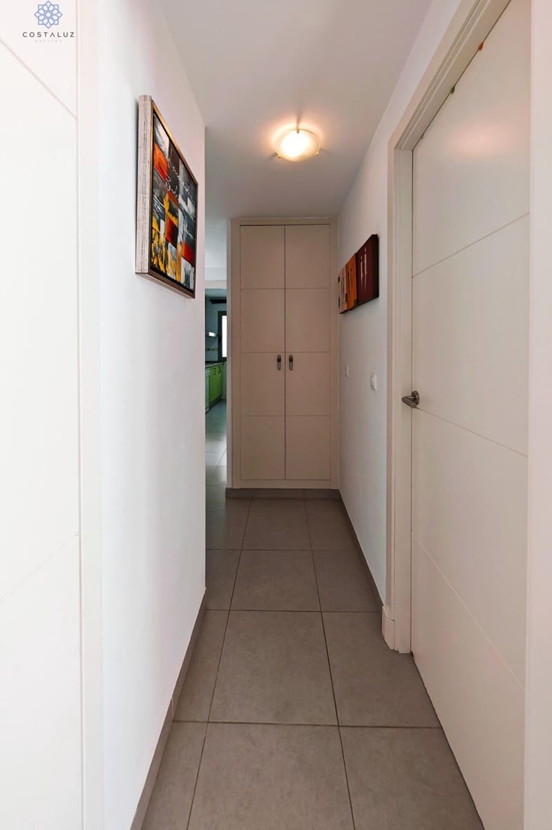 2 makuuhuone Huoneisto myytävänä paikassa Conil de la Frontera mukana uima-altaan 
autotalli - 295 000 € (Ref: 9504459)