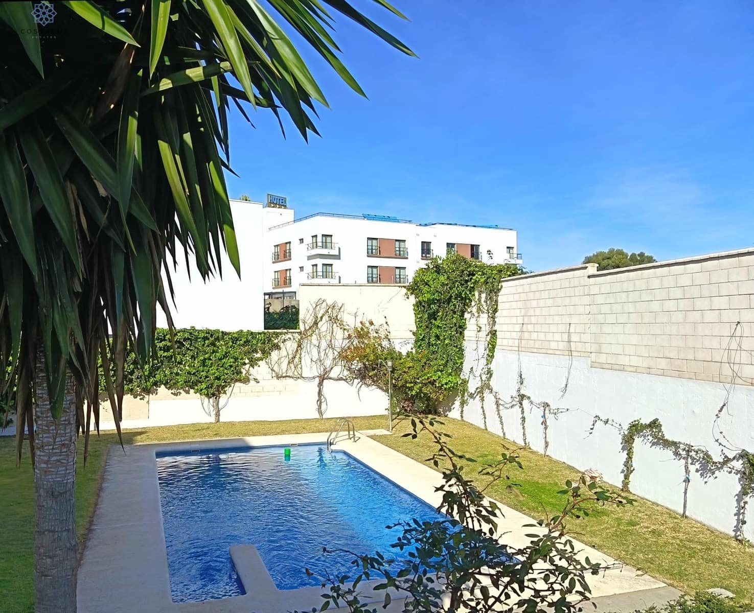 2 makuuhuone Huoneisto myytävänä paikassa Conil de la Frontera mukana uima-altaan 
autotalli - 295 000 € (Ref: 9504459)