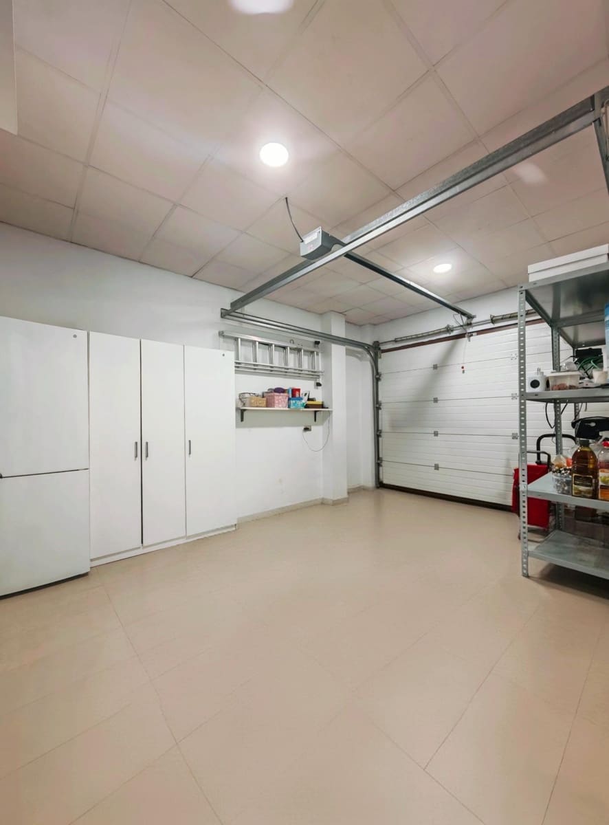 5 sypialnia Dom szeregowy na sprzedaż w Chiclana de la Frontera z garażem - 395 000 € (Ref: 9509128)