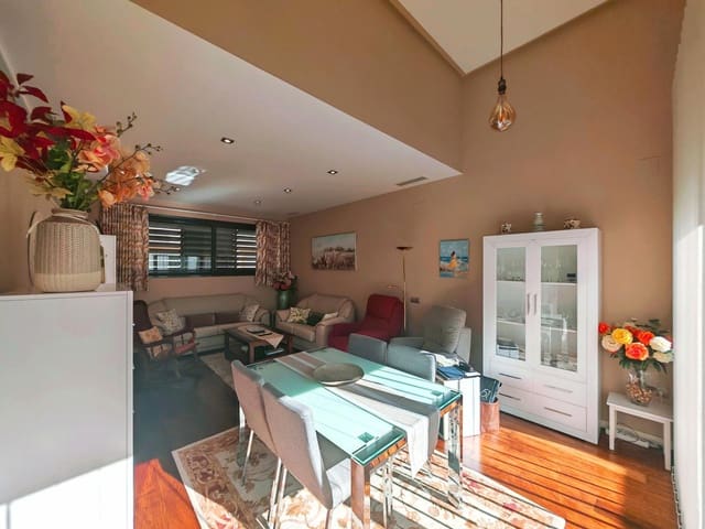 5 sypialnia Dom szeregowy na sprzedaż w Chiclana de la Frontera - 395 000 € (Ref: 9509128)