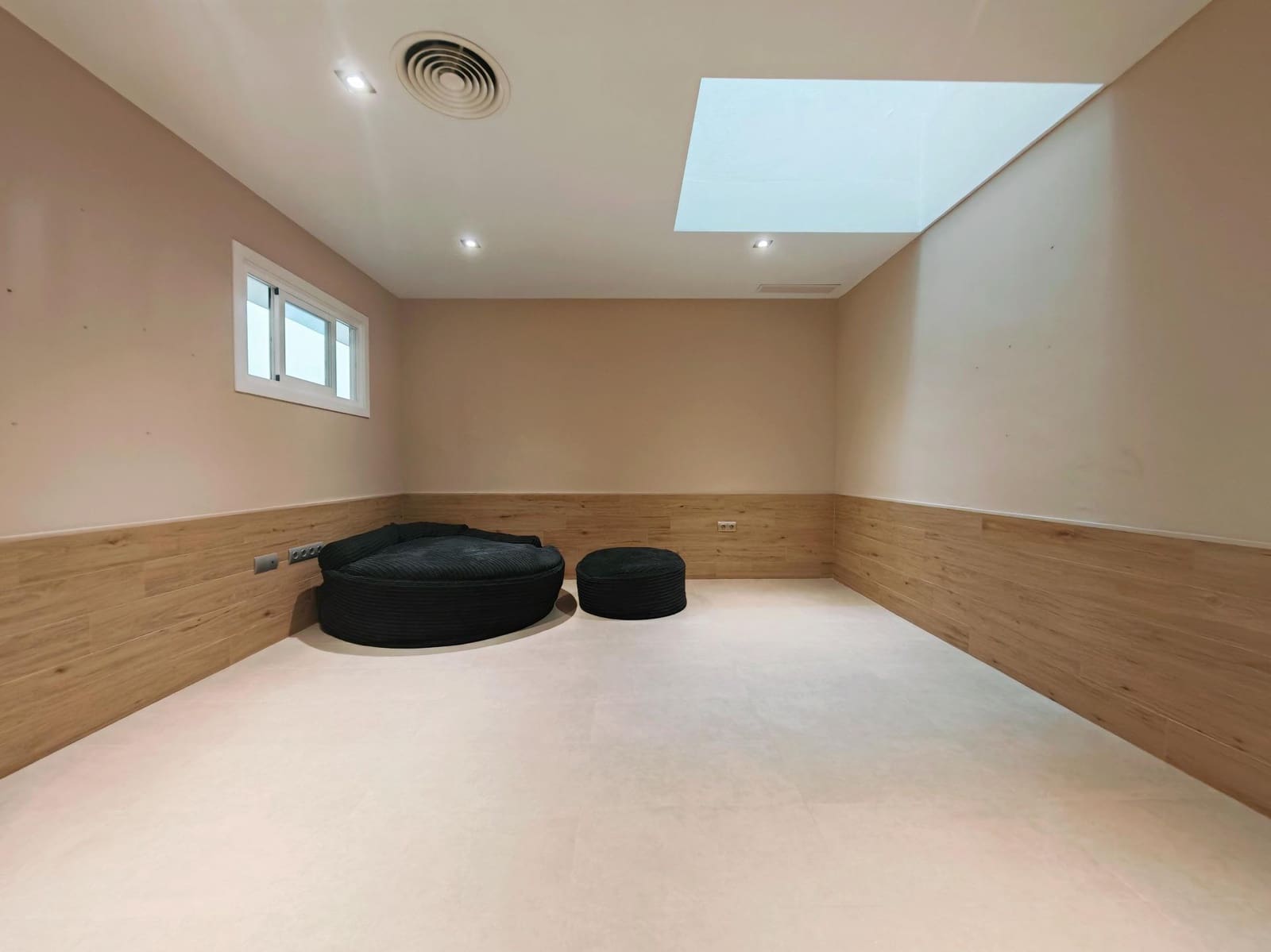 5 sypialnia Dom szeregowy na sprzedaż w Chiclana de la Frontera z garażem - 395 000 € (Ref: 9509128)