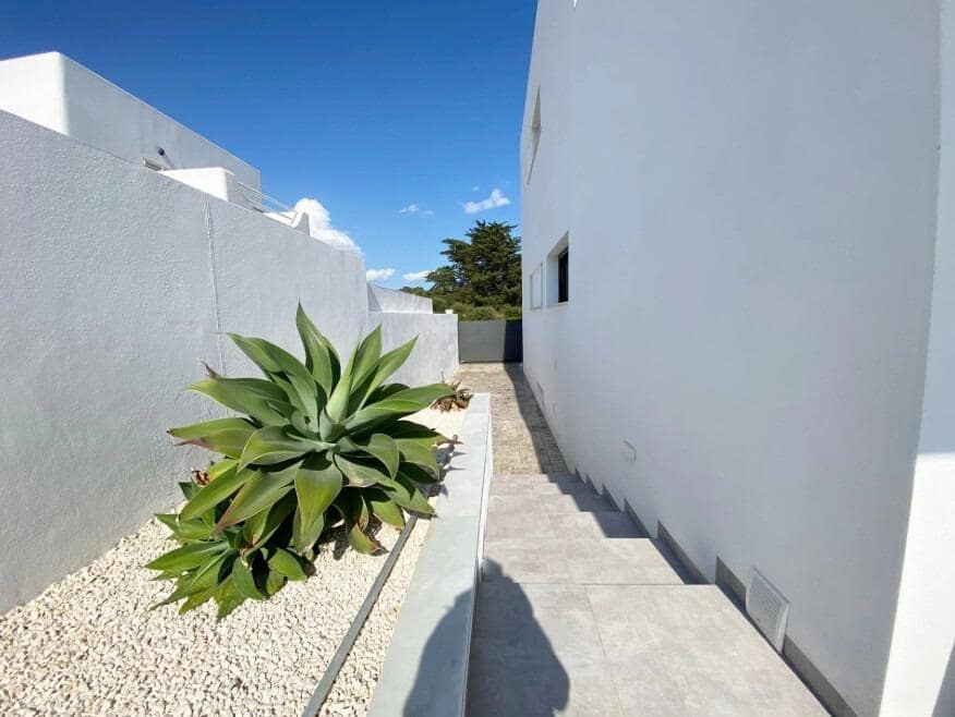 Chalet de 4 habitaciones en Conil de la Frontera en venta con piscina garaje - 980.000 € (Ref: 9548405)