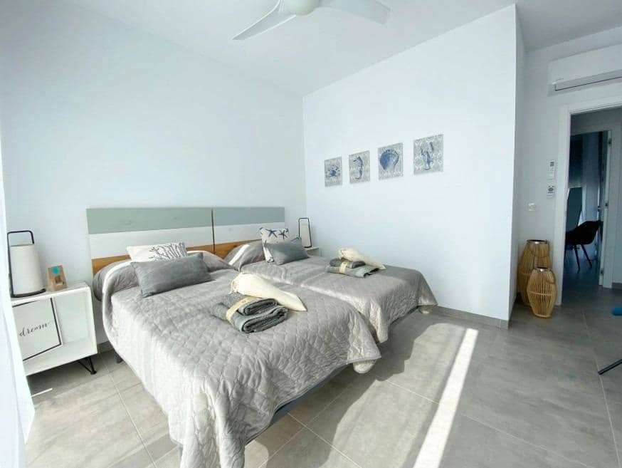 4 bedroom Villa for sale in Conil de la Frontera with pool garage - € 980,000 (Ref: 9548405)