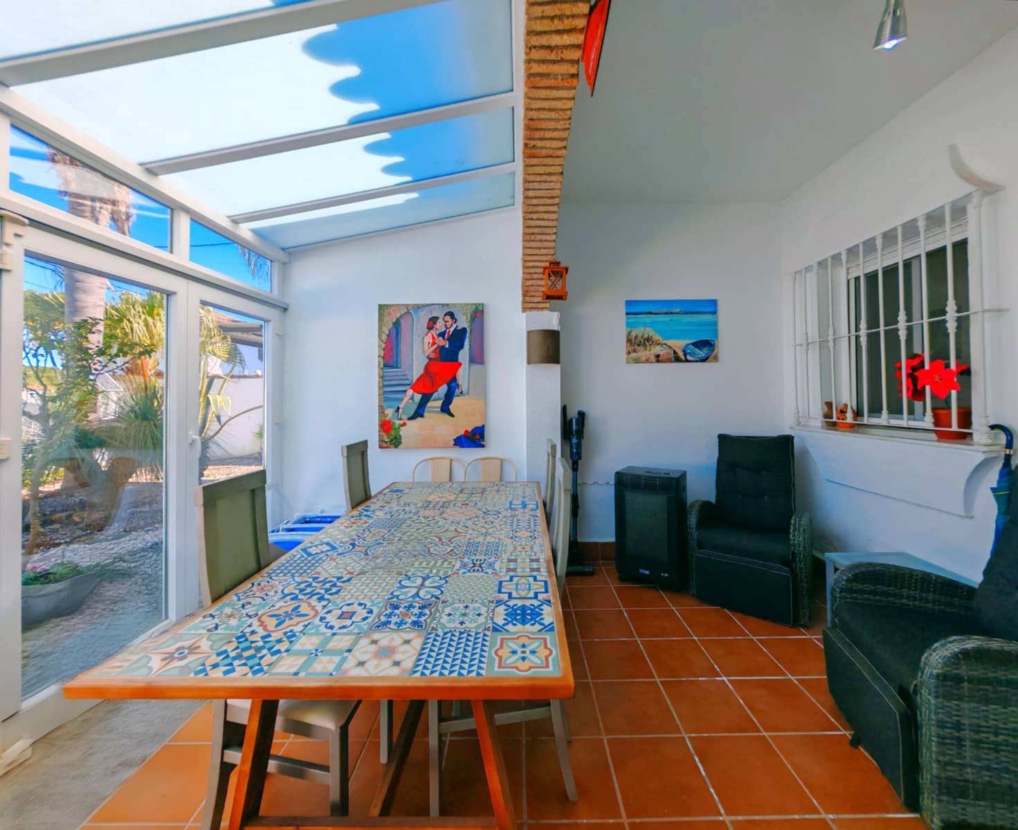 3 bedroom Villa for sale in Chiclana de la Frontera with pool garage - € 350,000 (Ref: 9616041)