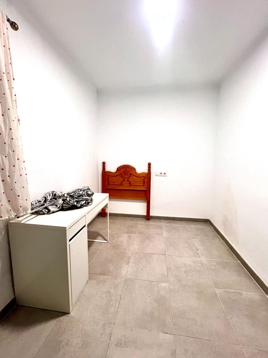 3 sovrum Lägenhet till salu i Chiclana de la Frontera - 140 000 € (Ref: 9616042)