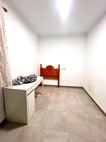 3 sovrum Lägenhet till salu i Chiclana de la Frontera - 140 000 € (Ref: 9616042)