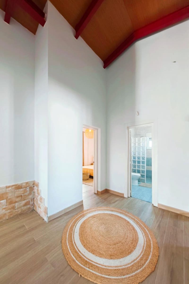 Chalet de 4 habitaciones en Chiclana de la Frontera en venta con piscina - 250.000 € (Ref: 9634490)