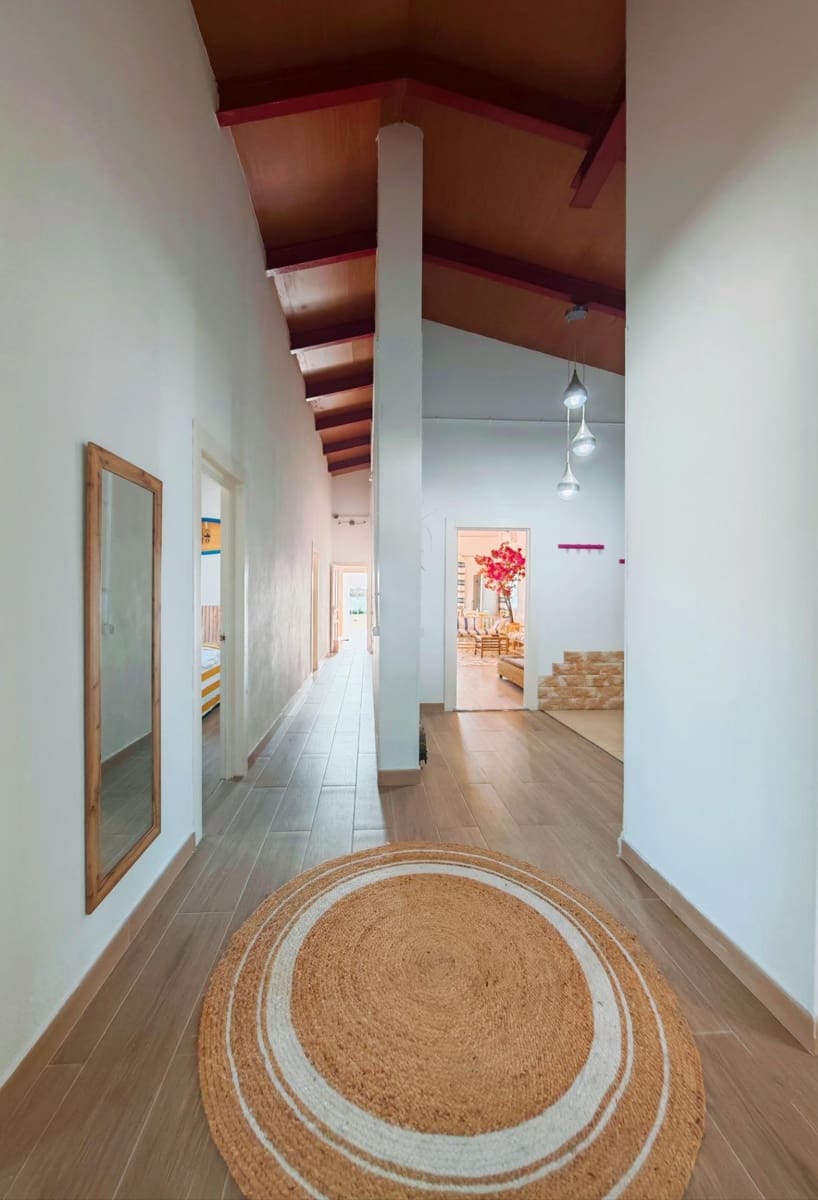 Chalet de 4 habitaciones en Chiclana de la Frontera en venta con piscina - 250.000 € (Ref: 9634490)