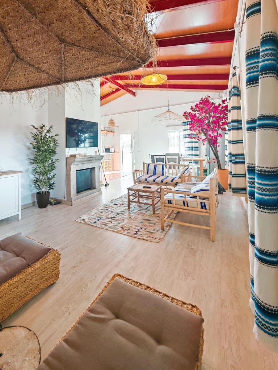 Chalet de 4 habitaciones en Chiclana de la Frontera en venta con piscina - 250.000 € (Ref: 9634490)