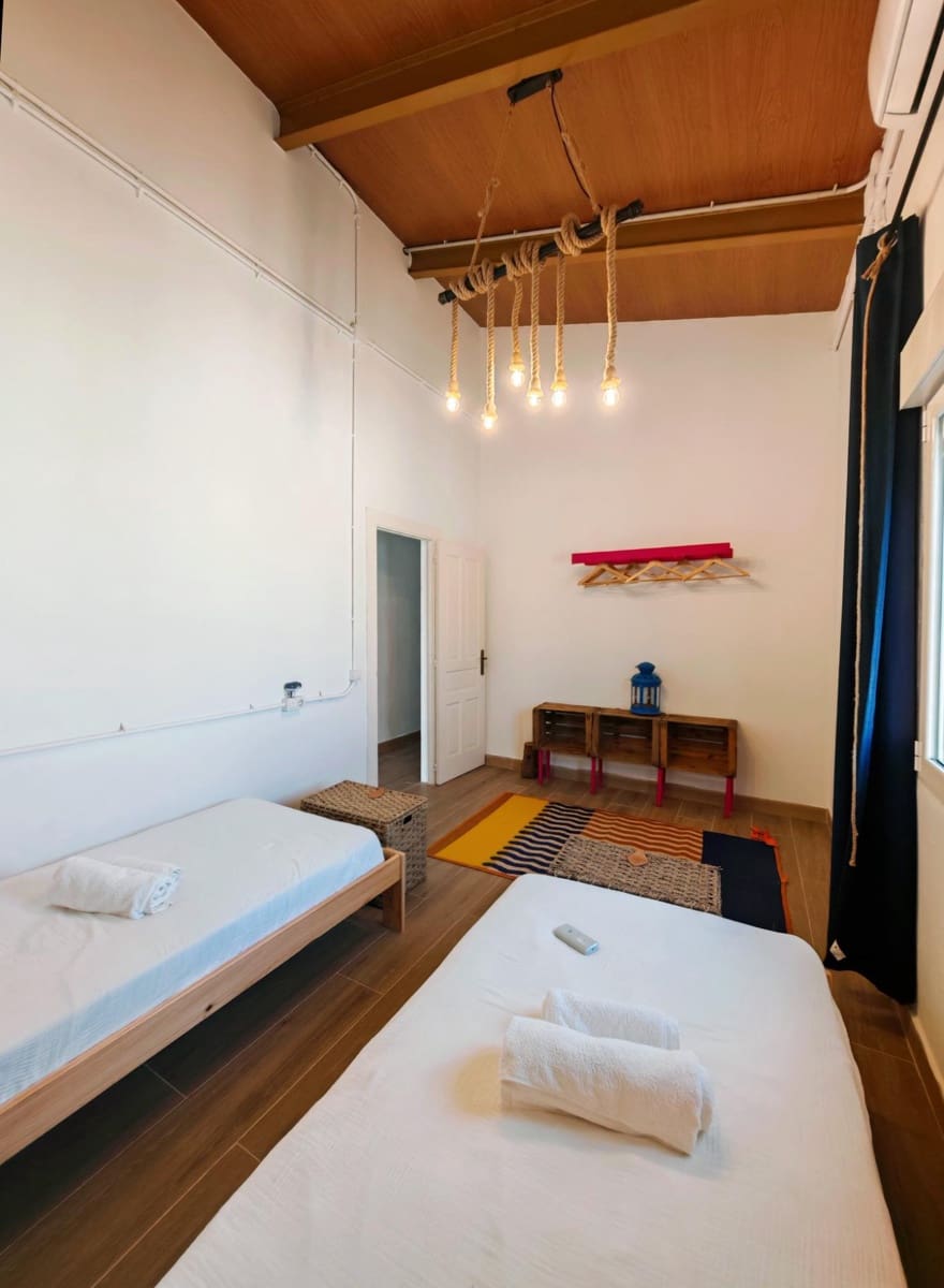 Chalet de 4 habitaciones en Chiclana de la Frontera en venta con piscina - 250.000 € (Ref: 9634490)