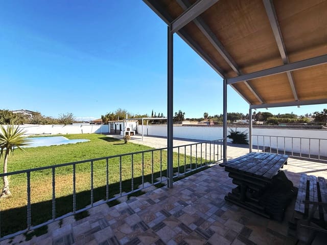4 camera da letto Villa in vendita in Chiclana de la Frontera con piscina garage - 270.000 € (Rif: 9634490)