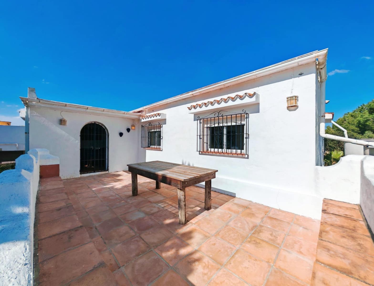 3 camera da letto Villa in vendita in Medina-Sidonia con piscina - 180.000 € (Rif: 9640386)
