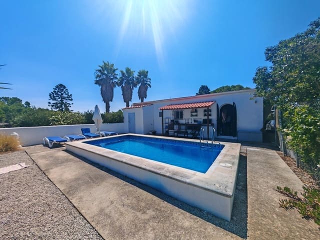 3 soveværelse Villa til salg i Medina-Sidonia med swimmingpool - € 129.950 (Ref: 9640386)