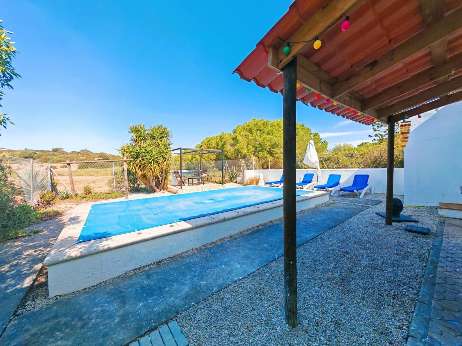3 soveværelse Villa til salg i Medina-Sidonia med swimmingpool - € 129.950 (Ref: 9640386)