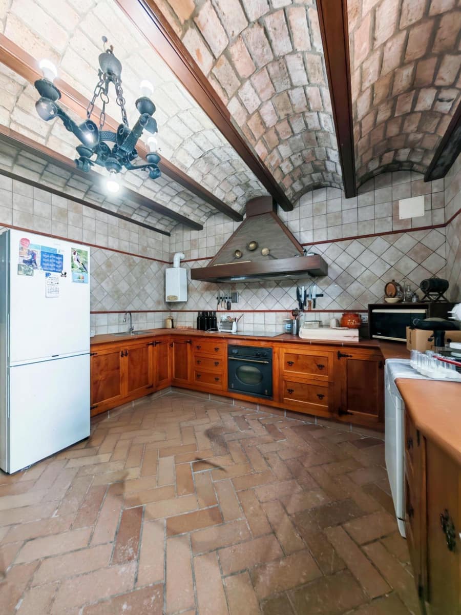 3 sypialnia Willa na sprzedaż w El Puerto de Santa Maria z basenem garażem - 437 000 € (Ref: 9656256)