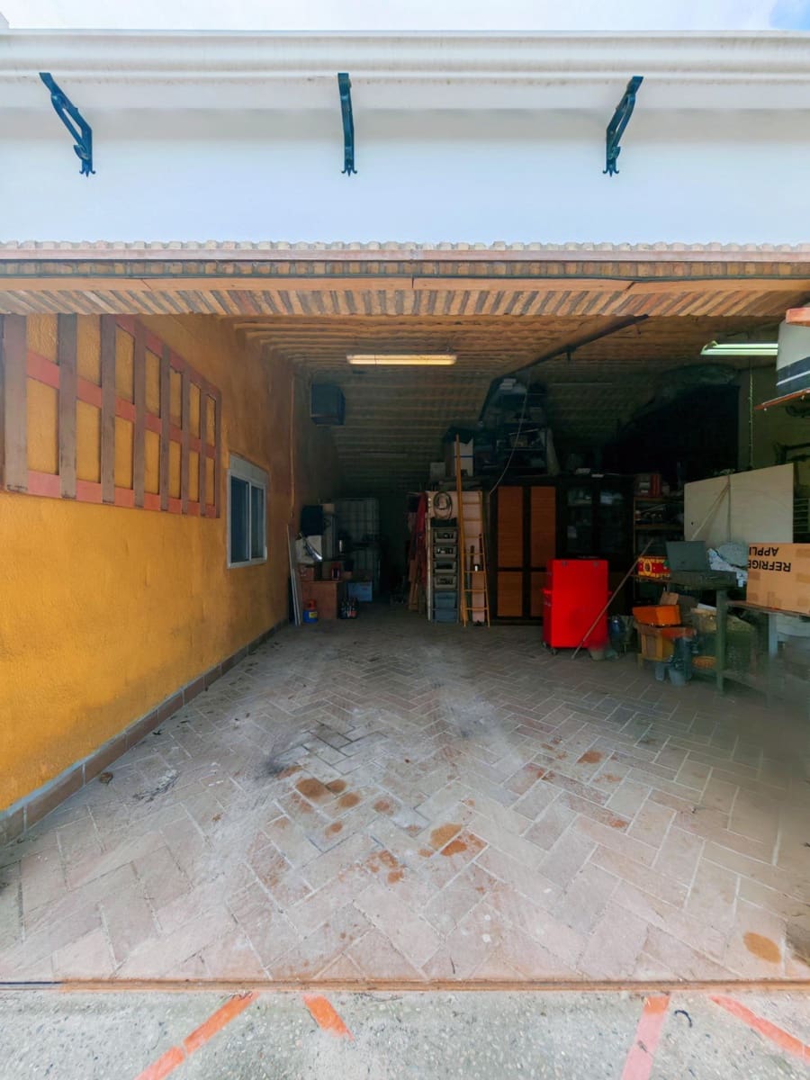 3 sypialnia Willa na sprzedaż w El Puerto de Santa Maria z basenem garażem - 437 000 € (Ref: 9656256)