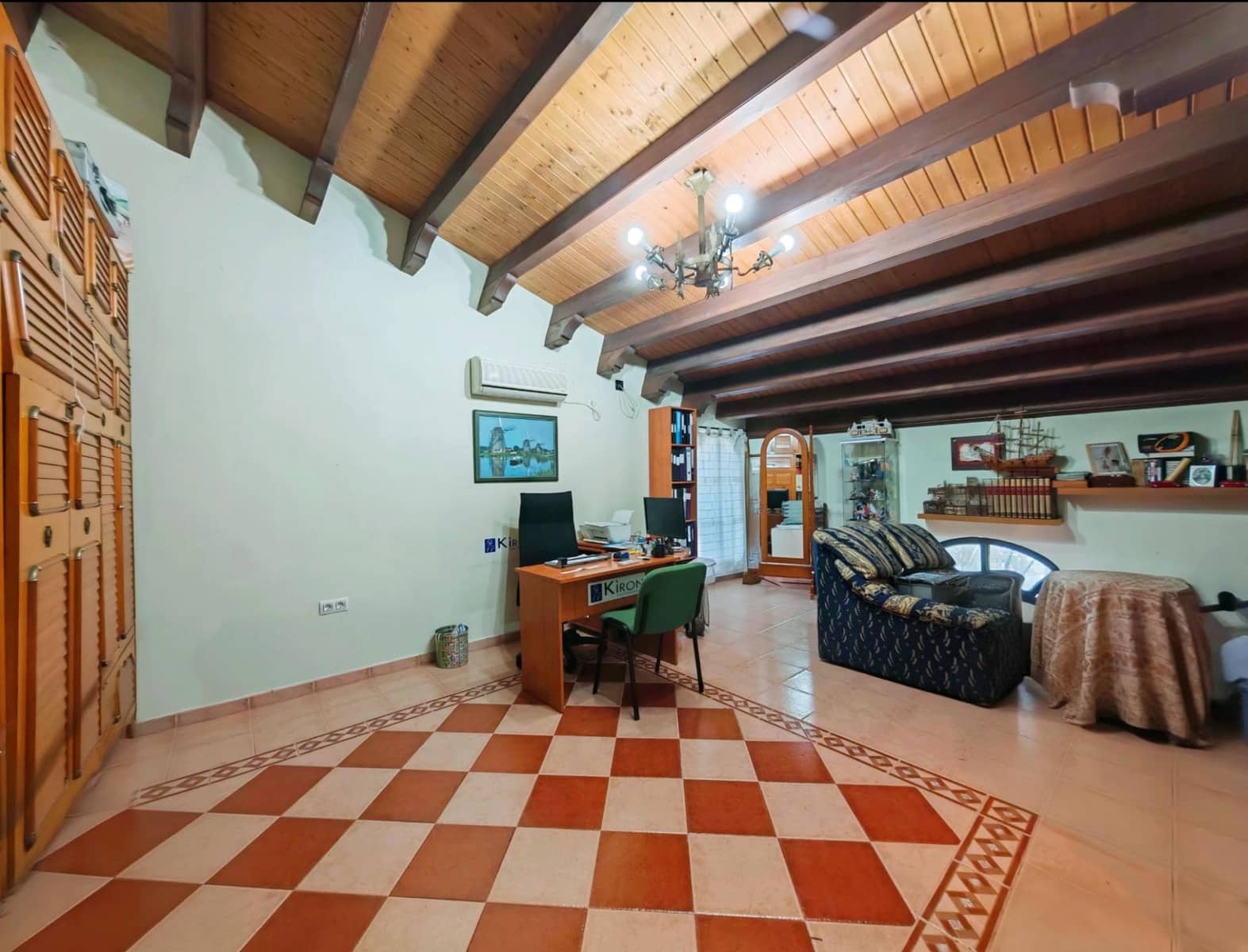 3 sypialnia Willa na sprzedaż w El Puerto de Santa Maria z basenem garażem - 437 000 € (Ref: 9656256)