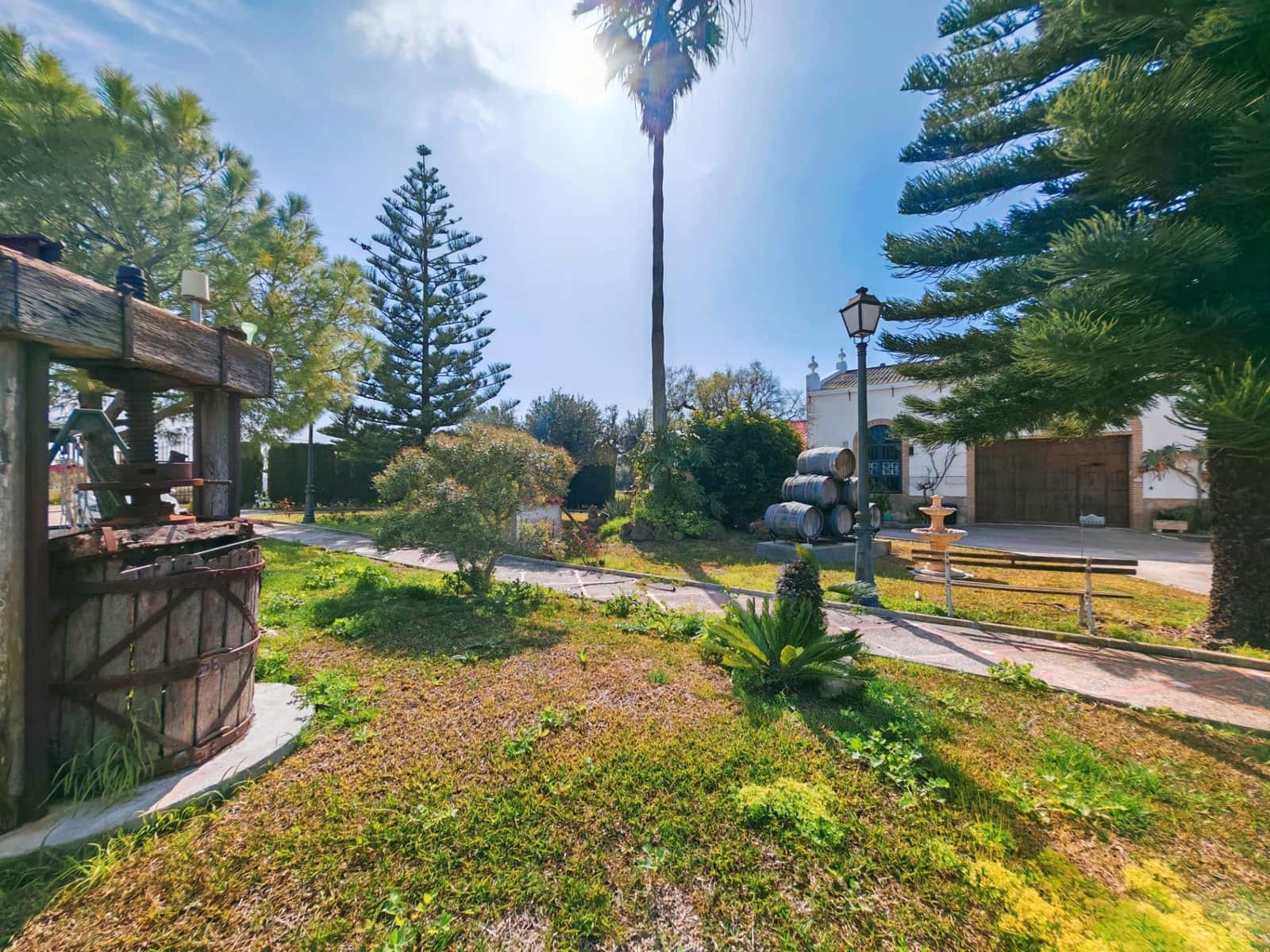 3 sypialnia Willa na sprzedaż w El Puerto de Santa Maria z basenem garażem - 437 000 € (Ref: 9656256)