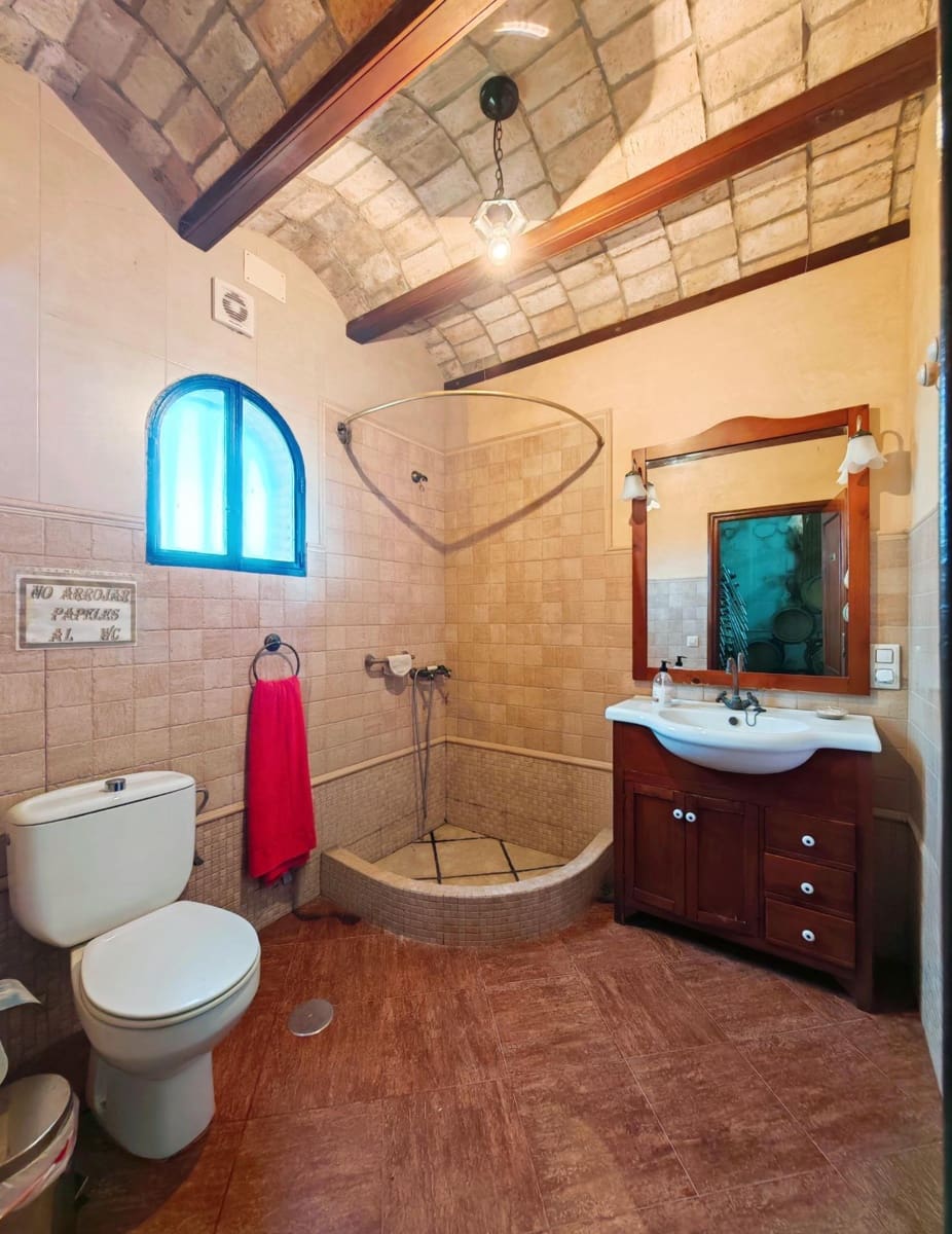 3 sypialnia Willa na sprzedaż w El Puerto de Santa Maria z basenem garażem - 437 000 € (Ref: 9656256)