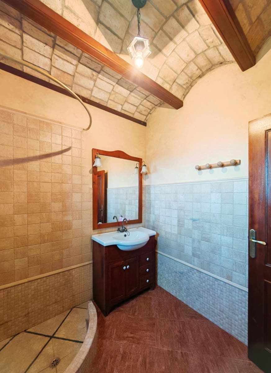 3 sypialnia Willa na sprzedaż w El Puerto de Santa Maria z basenem garażem - 437 000 € (Ref: 9656256)