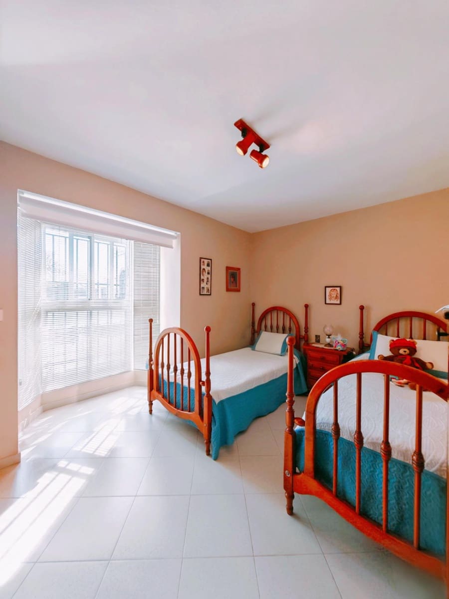 3 sypialnia Willa na sprzedaż w El Puerto de Santa Maria z basenem garażem - 437 000 € (Ref: 9656256)