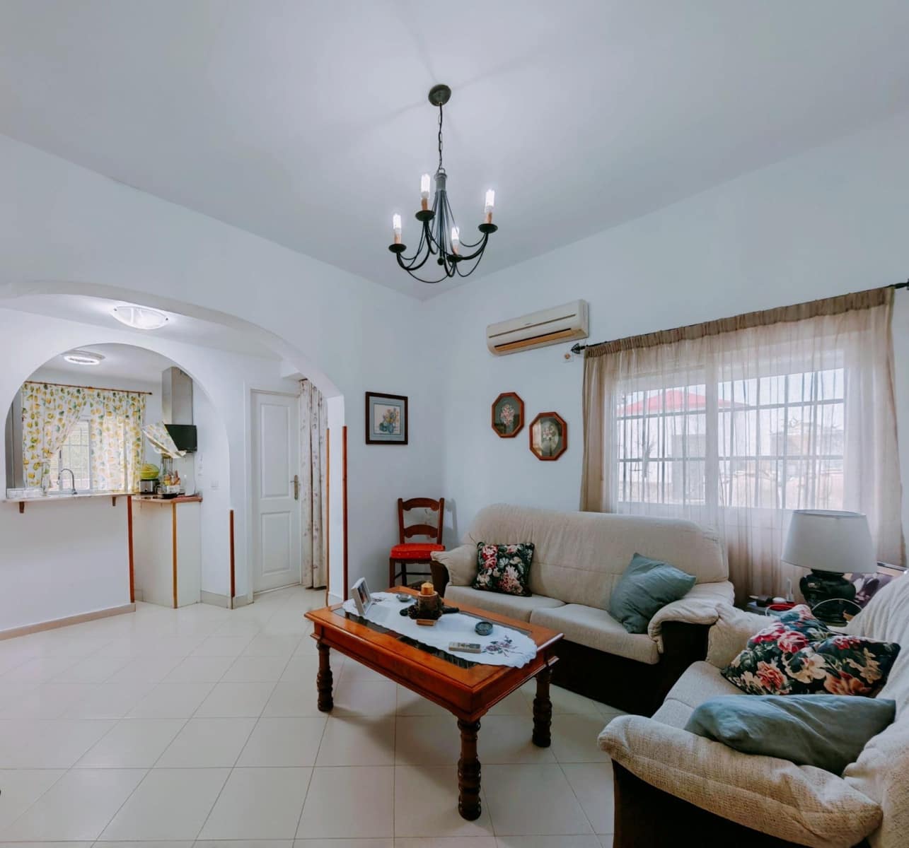 3 sypialnia Willa na sprzedaż w El Puerto de Santa Maria z basenem garażem - 437 000 € (Ref: 9656256)