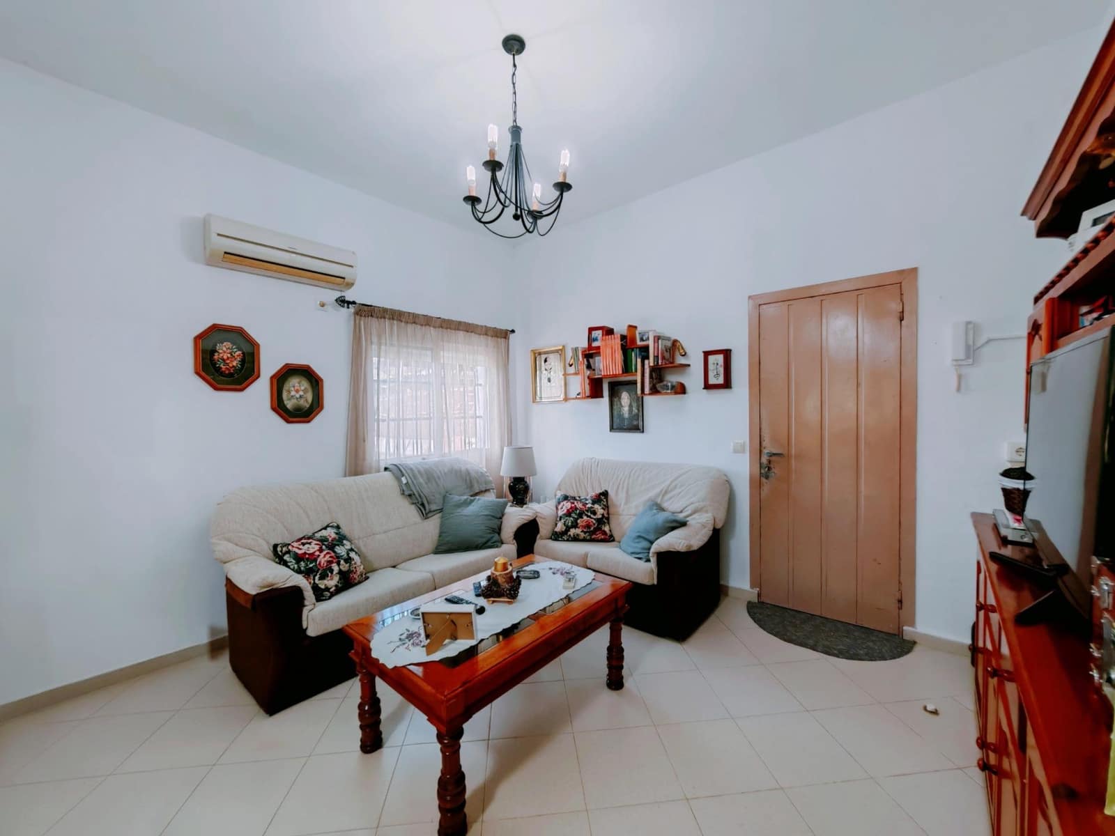 3 sypialnia Willa na sprzedaż w El Puerto de Santa Maria z basenem garażem - 437 000 € (Ref: 9656256)