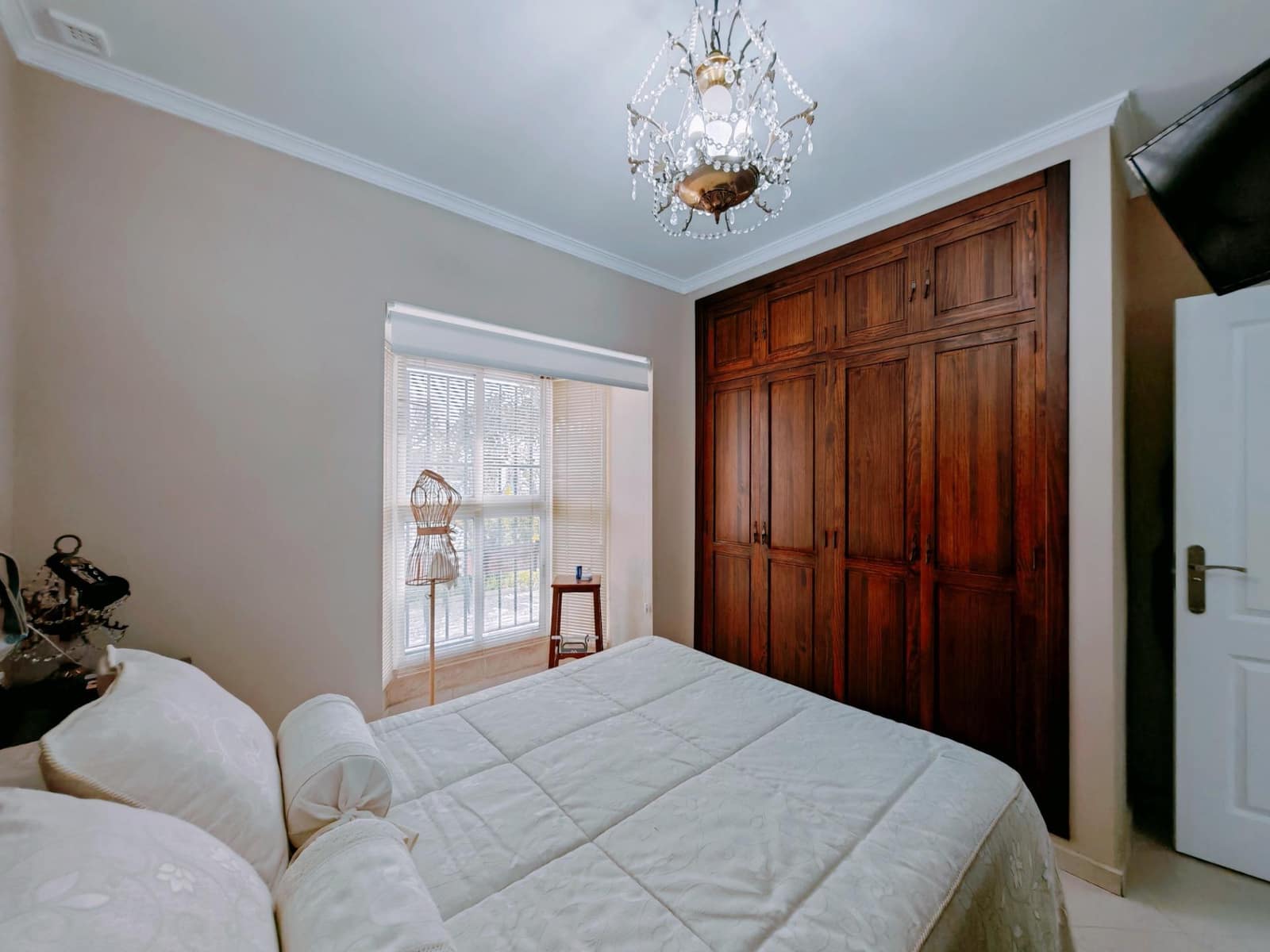 3 sypialnia Willa na sprzedaż w El Puerto de Santa Maria z basenem garażem - 437 000 € (Ref: 9656256)