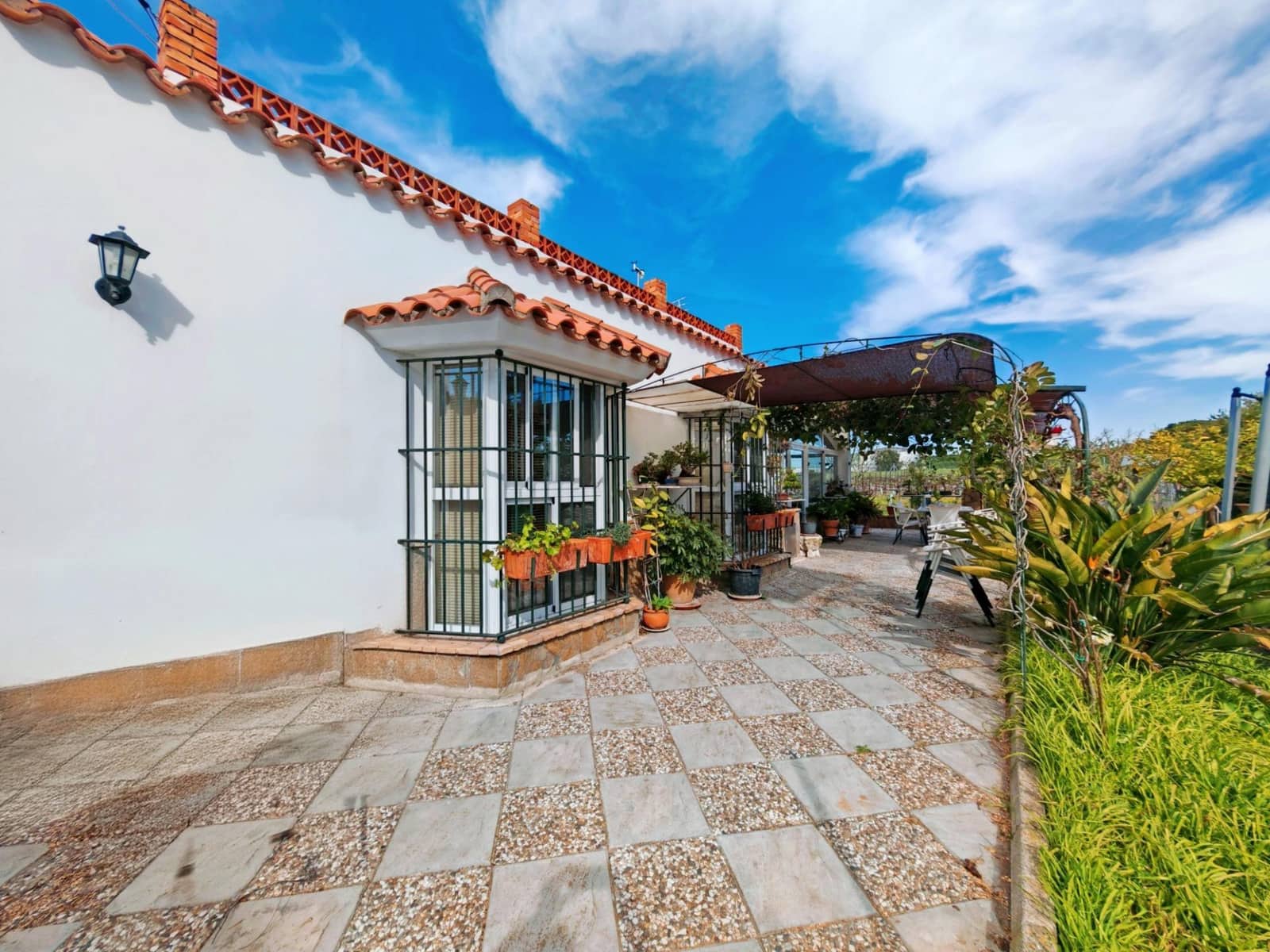 3 sypialnia Willa na sprzedaż w El Puerto de Santa Maria z basenem garażem - 437 000 € (Ref: 9656256)