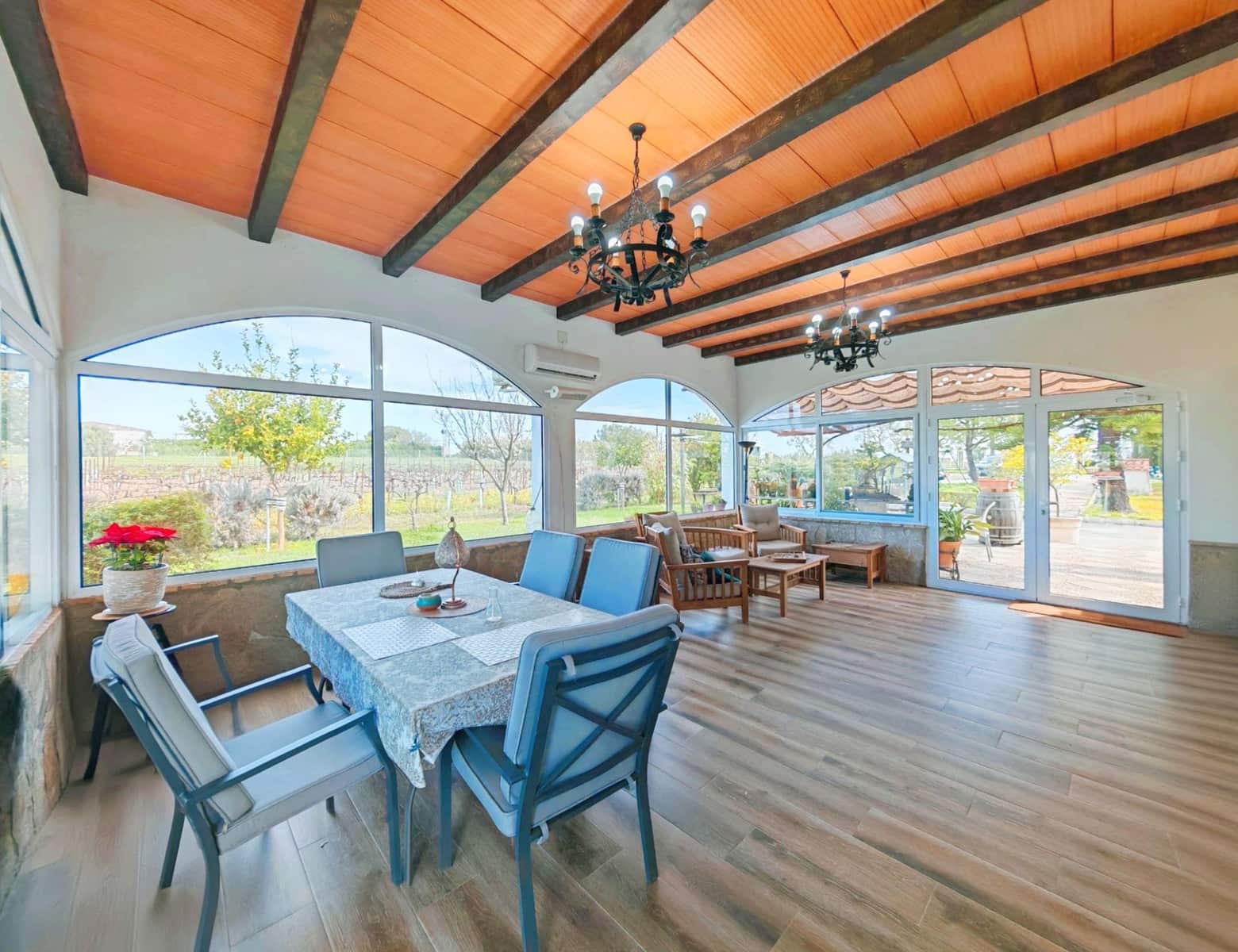 3 sypialnia Willa na sprzedaż w El Puerto de Santa Maria z basenem garażem - 437 000 € (Ref: 9656256)