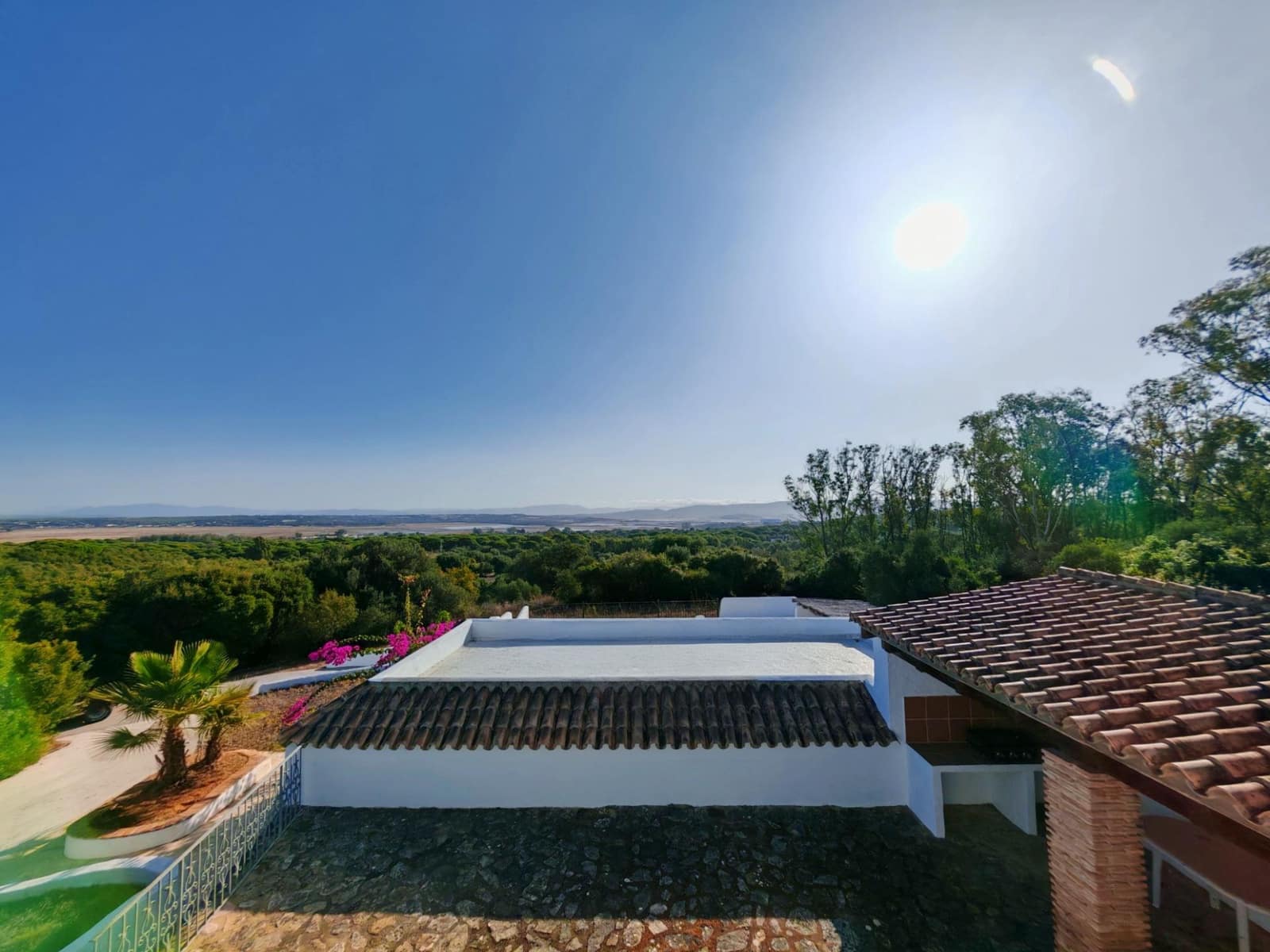 7 bedroom Villa for sale in Barbate with pool garage - € 565,000 (Ref: 9690947)