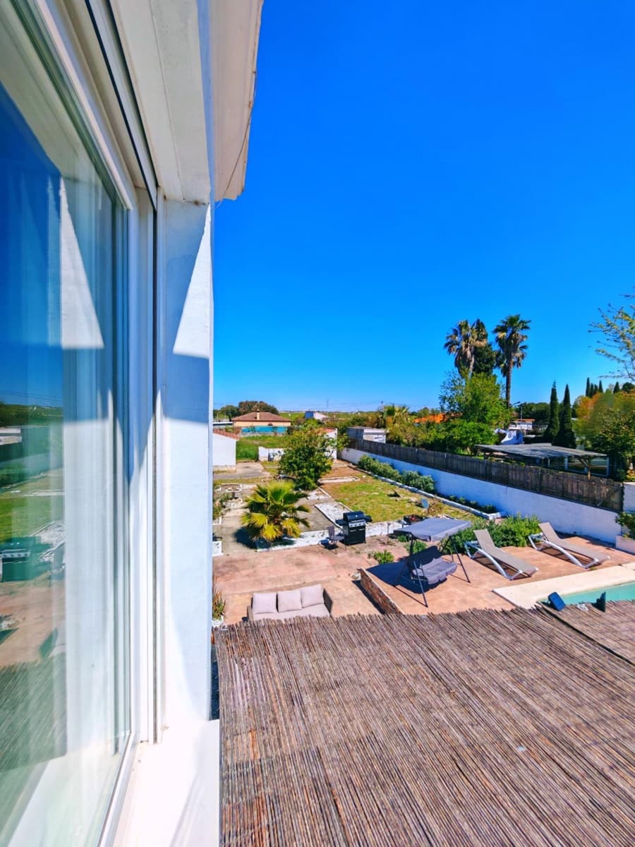 7 sypialnia Willa na sprzedaż w Chiclana de la Frontera z basenem garażem - 445 000 € (Ref: 9735703)