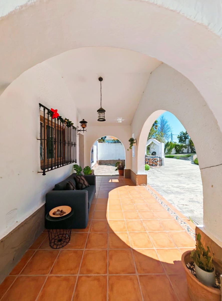 7 sypialnia Willa na sprzedaż w Chiclana de la Frontera z basenem garażem - 445 000 € (Ref: 9735703)