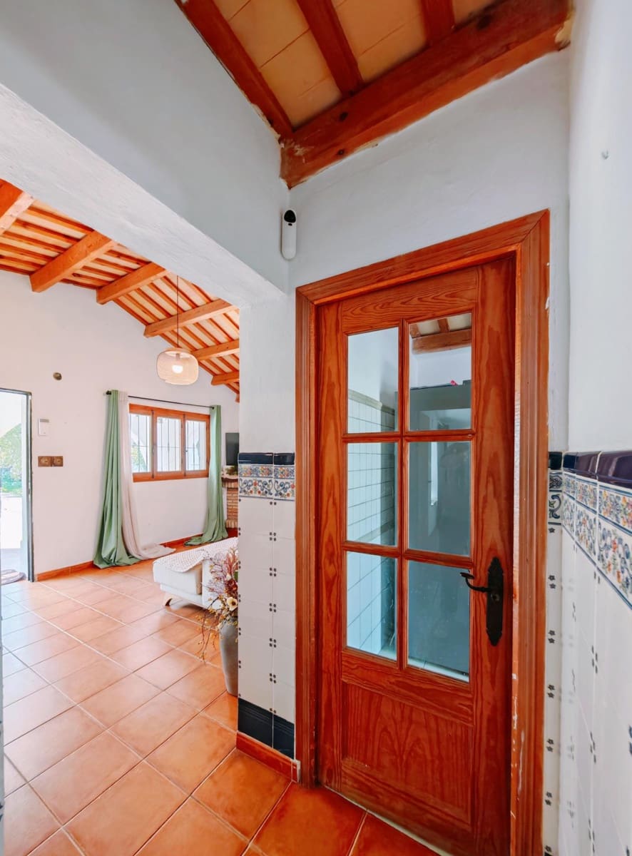 7 sypialnia Willa na sprzedaż w Chiclana de la Frontera z basenem garażem - 445 000 € (Ref: 9735703)