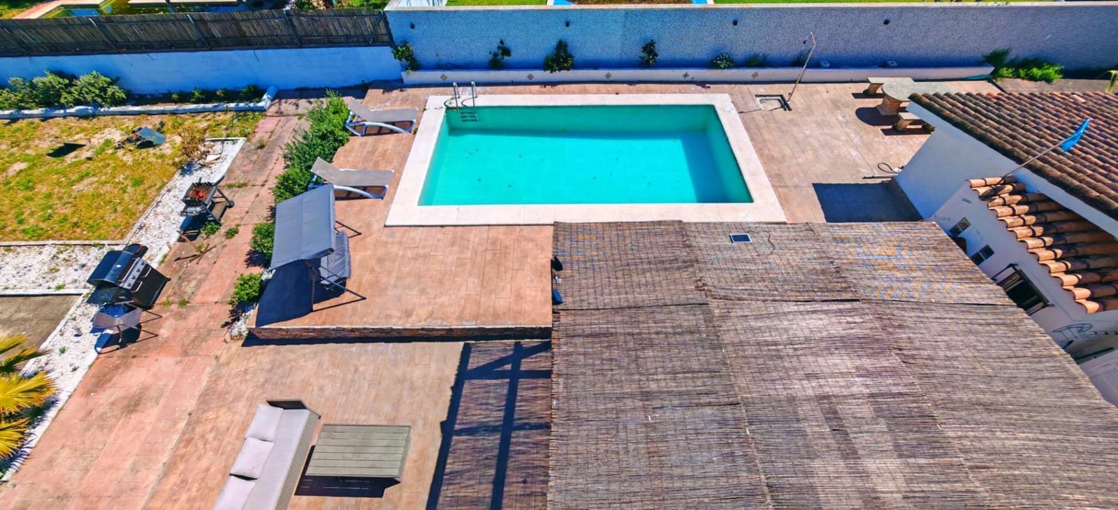 7 sypialnia Willa na sprzedaż w Chiclana de la Frontera z basenem garażem - 445 000 € (Ref: 9735703)
