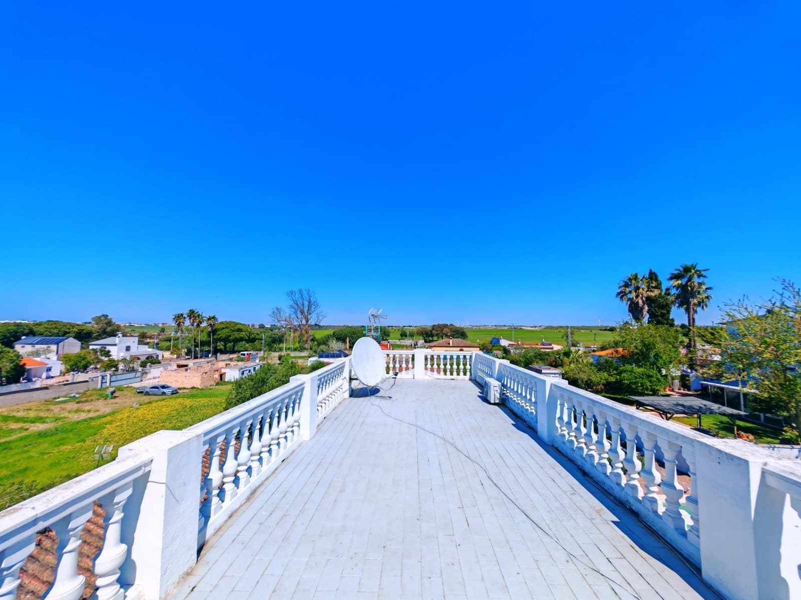7 sypialnia Willa na sprzedaż w Chiclana de la Frontera z basenem garażem - 445 000 € (Ref: 9735703)