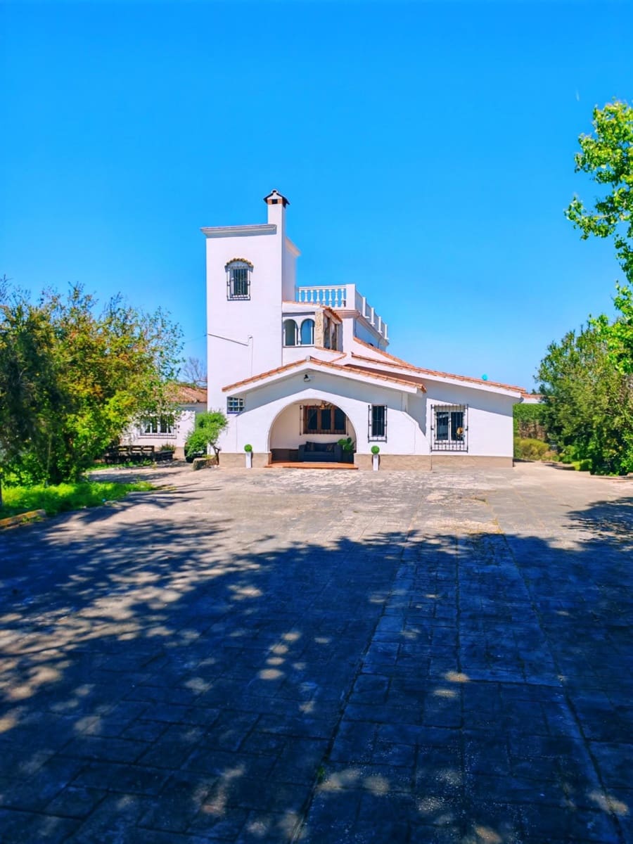 7 sypialnia Willa na sprzedaż w Chiclana de la Frontera z basenem garażem - 445 000 € (Ref: 9735703)