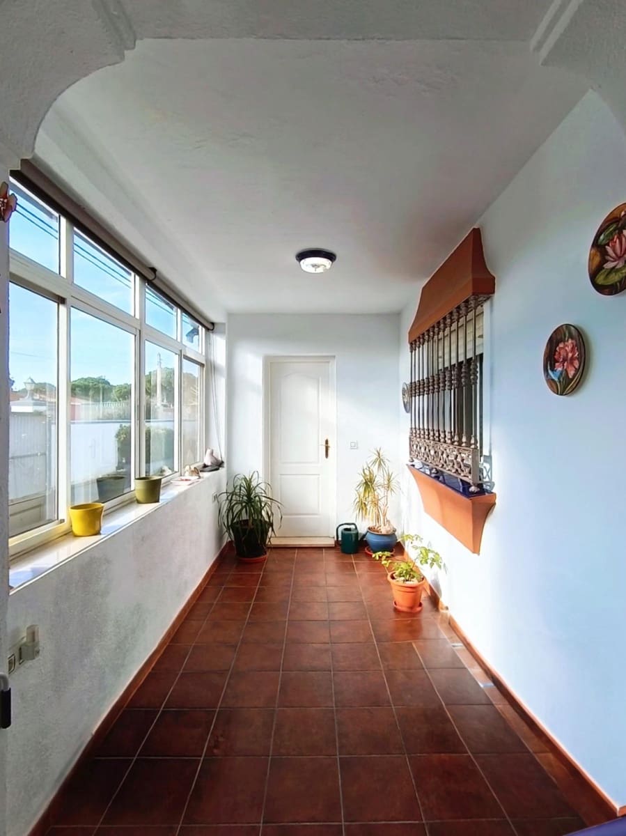 4 soveværelse Villa til salg i Chiclana de la Frontera med swimmingpool garage - € 295.000 (Ref: 9794828)