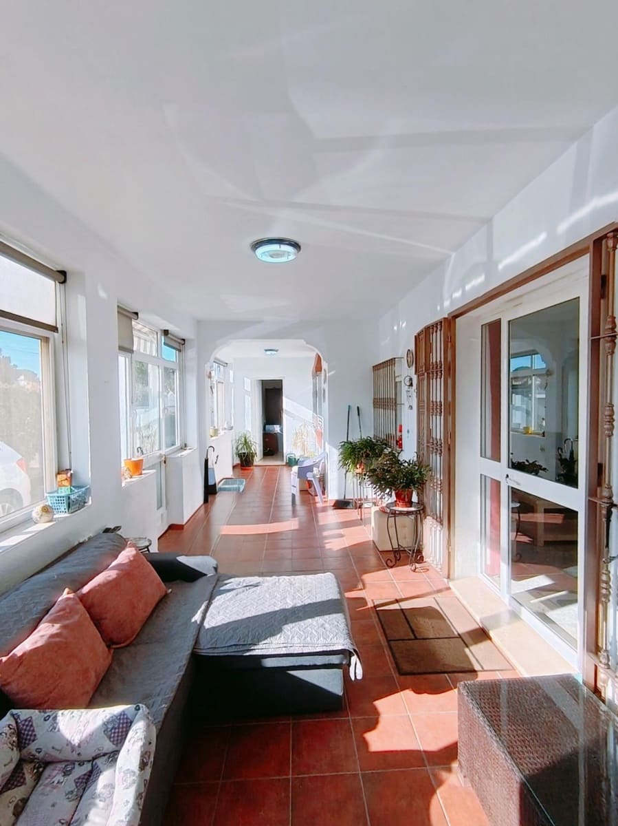 4 soveværelse Villa til salg i Chiclana de la Frontera med swimmingpool garage - € 295.000 (Ref: 9794828)