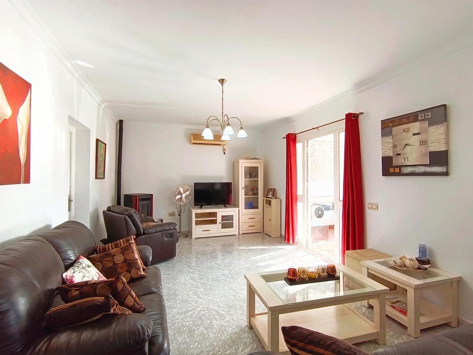 4 soveværelse Villa til salg i Chiclana de la Frontera med swimmingpool garage - € 295.000 (Ref: 9794828)