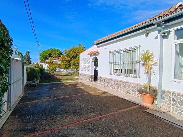 4 soveværelse Villa til salg i Chiclana de la Frontera med swimmingpool garage - € 295.000 (Ref: 9794828)