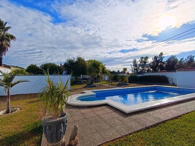 4 soveværelse Villa til salg i Chiclana de la Frontera med swimmingpool garage - € 295.000 (Ref: 9794828)