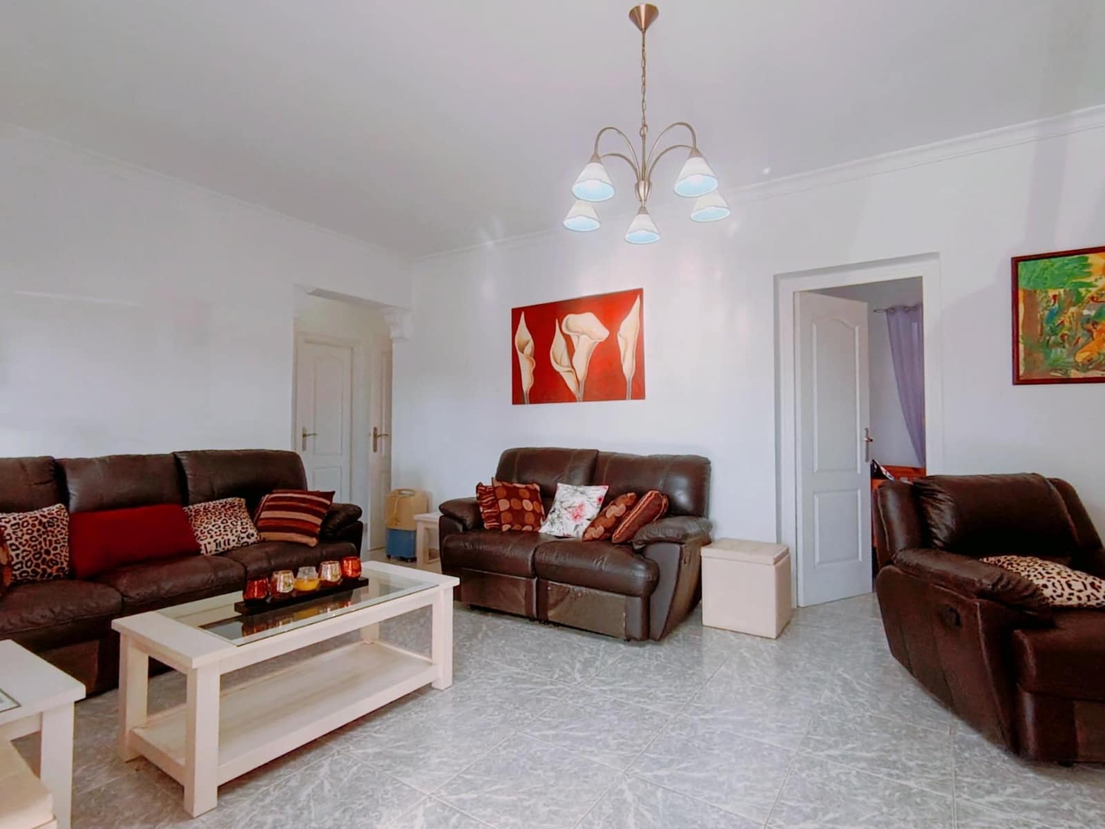 4 bedroom Villa for sale in Chiclana de la Frontera with pool garage - € 295,000 (Ref: 9794828)