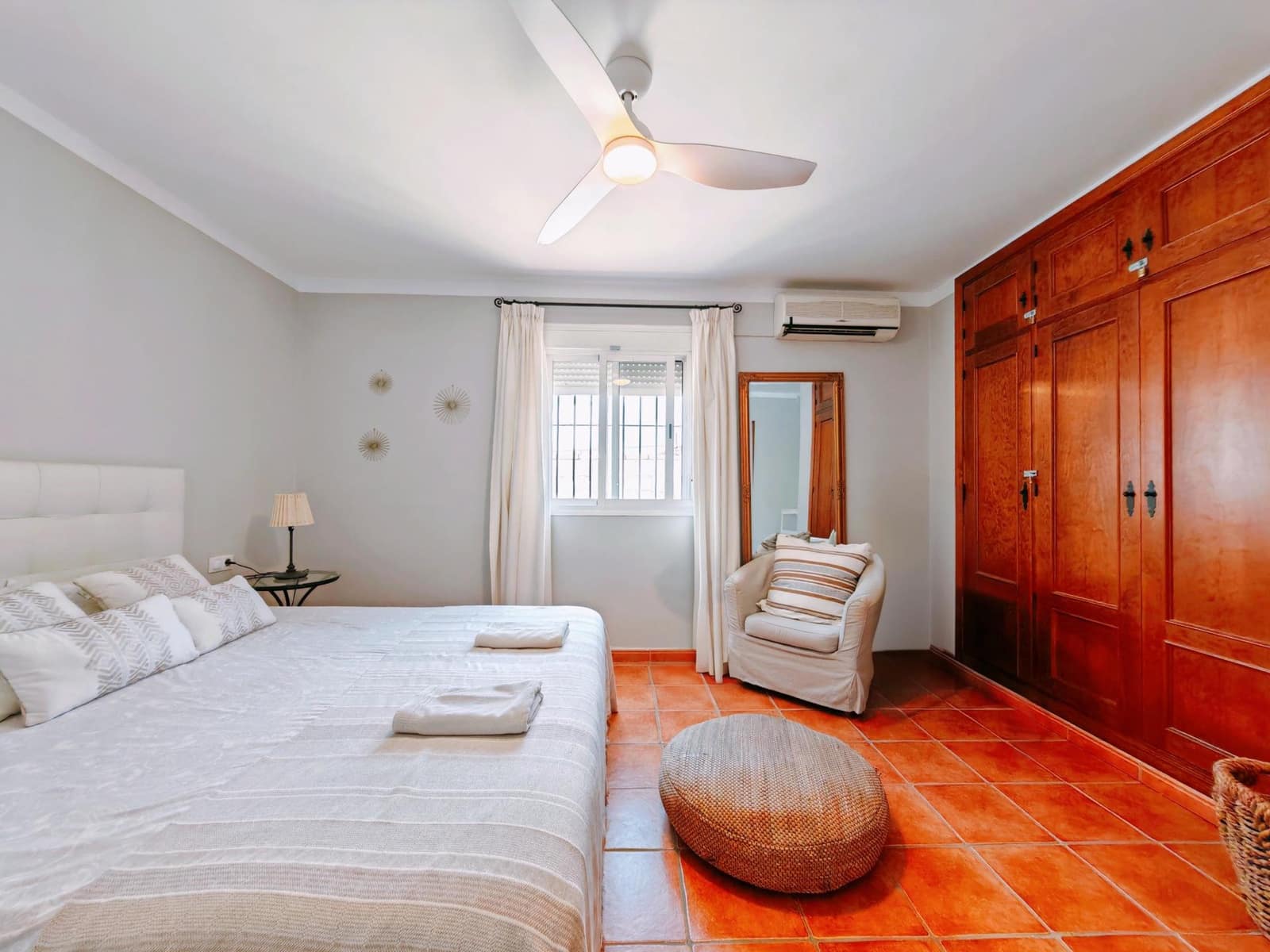 4 soveværelse Villa til salg i Chiclana de la Frontera med swimmingpool garage - € 362.000 (Ref: 9797250)