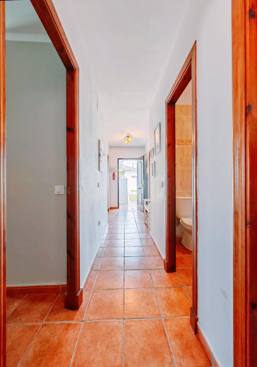 4 soveværelse Villa til salg i Chiclana de la Frontera med swimmingpool garage - € 362.000 (Ref: 9797250)