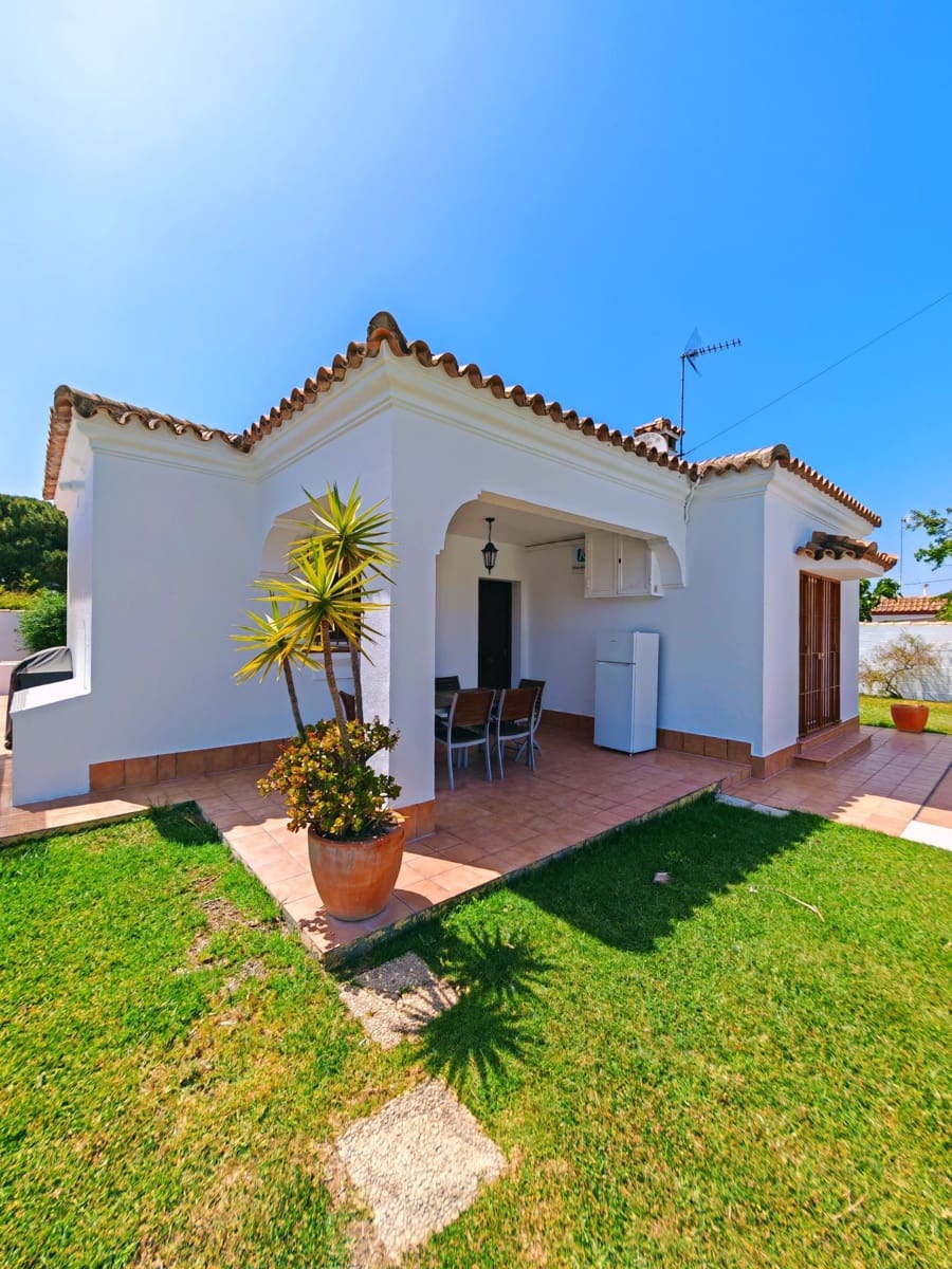 4 soveværelse Villa til salg i Chiclana de la Frontera med swimmingpool garage - € 362.000 (Ref: 9797250)